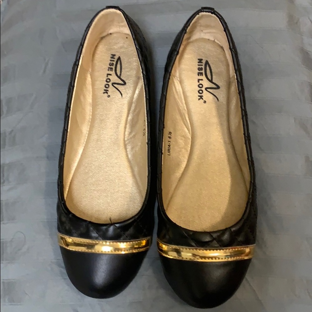 Black ballet flats 6.5